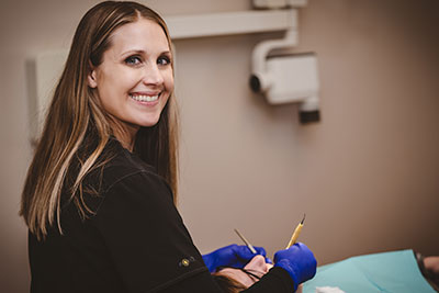 patient visiting the dentist