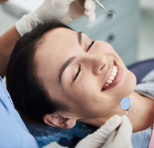 patient visiting the dentist